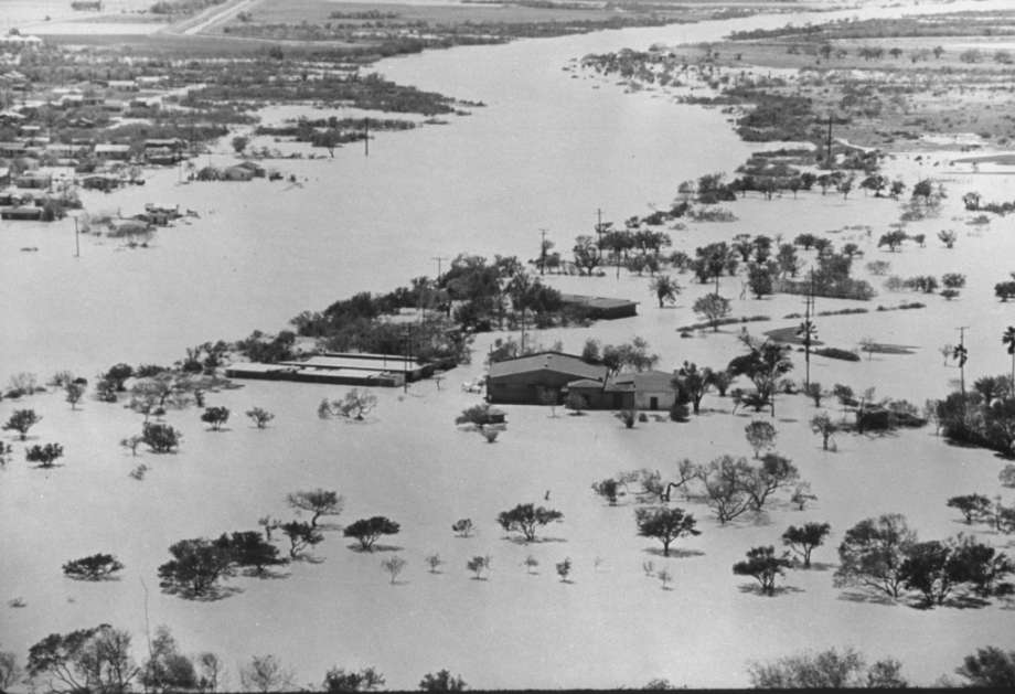 September 26, 1967 – Hurricane Beulah hits near Brownsville, causing massive flooding, spawning several tornadoes and killing 15. Photo: Donald Uhrbrock, Time & Life Pictures/Getty Image