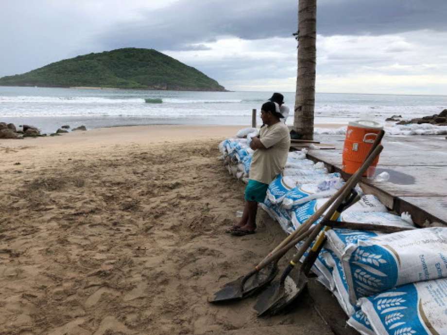A man rests after pilling up sand bags to protect a restaurant from Hurricane Willa, before its arrival in Mazatlan, Sinaloa state, Mexico on October 23, 2018.  Photo: DANIEL SLIM, AFP/Getty Images / AFP or licensors