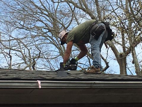 Veteran gets new roof