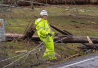 Blizzard cripples Plains, severe weather hits Midwest