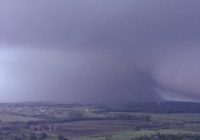 Tornadoes break record, continue into 13th straight day