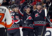 Carolina Hurricanes deliver turkeys for Thanksgiving