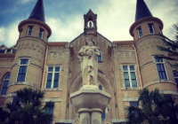 Our Lady of the Lake University Offers Free Teletherapy Services to Hurricane Laura Evacuees