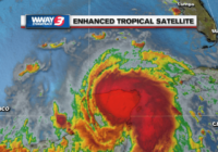 Zeta re-strengthens to a hurricane, takes aim at Gulf Coast