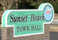 Sunset Beach urges residents to evacuate as Hurricane Ian nears