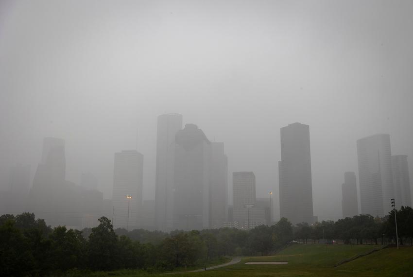 Ominous clouds accompany a heavy band of rain on the eve before Beryl passes through Houston on Sunday, July 7, 2024. (Annie Mulligan for The Texas Tribune)