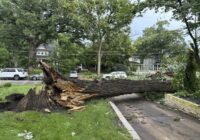 Storms with likely tornadoes slap the Chicago area, killing 1 and cutting power